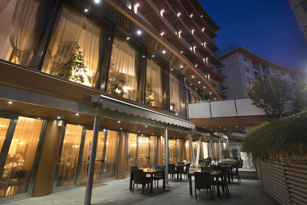 Hotel Calissano Alba Kültér fotó