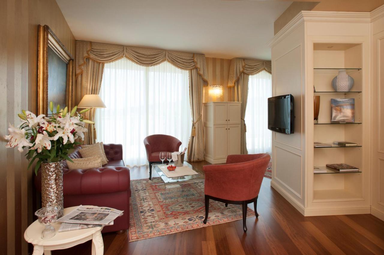 Hotel Calissano Alba Kültér fotó